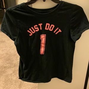 NIKE Girls XL T-shirt